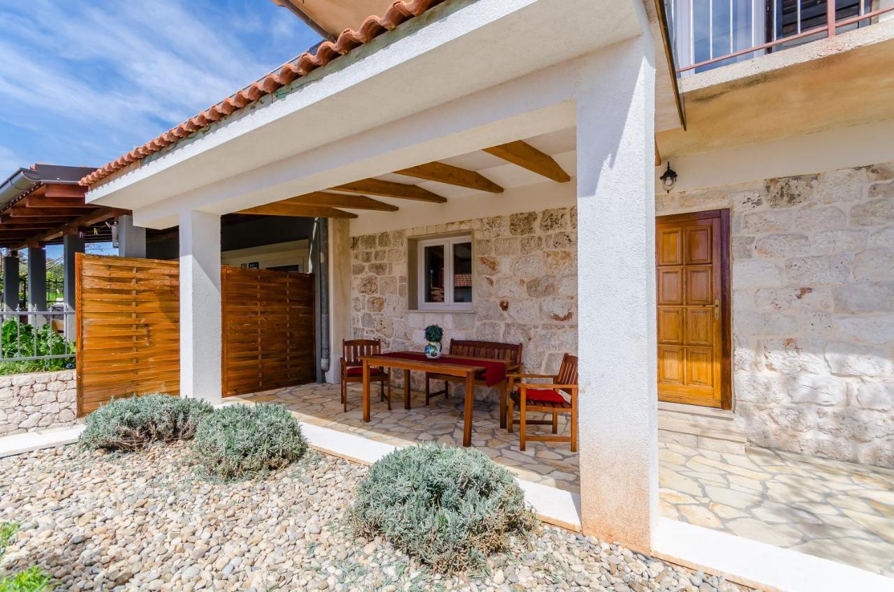 Apartmani Selo Luka Razanj Exterior photo